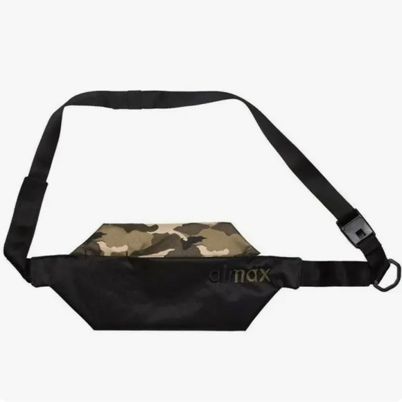air max fanny pack
